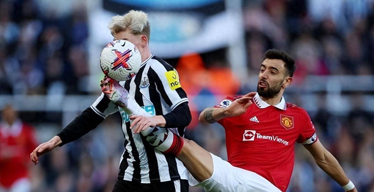 包含国际比赛日纽卡斯尔调整名单以备NBA总决赛，队长鼓劲环节打磨，媒体盛赞，轮换策略成焦点的词条